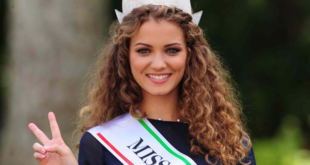 Giusy-Buscemi-Miss-Italia-2012.jpg
