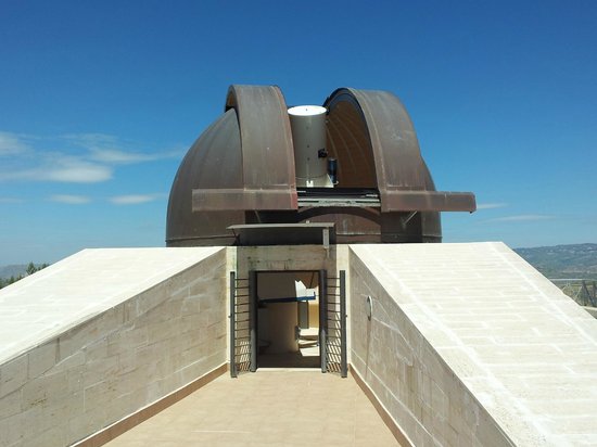 Tesori a Montedoro: Un viaggio singolare tra cielo, terra luna e sole