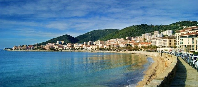 Corsica e Sardegna: quali sono le città ed i luoghi più belli da visitare?